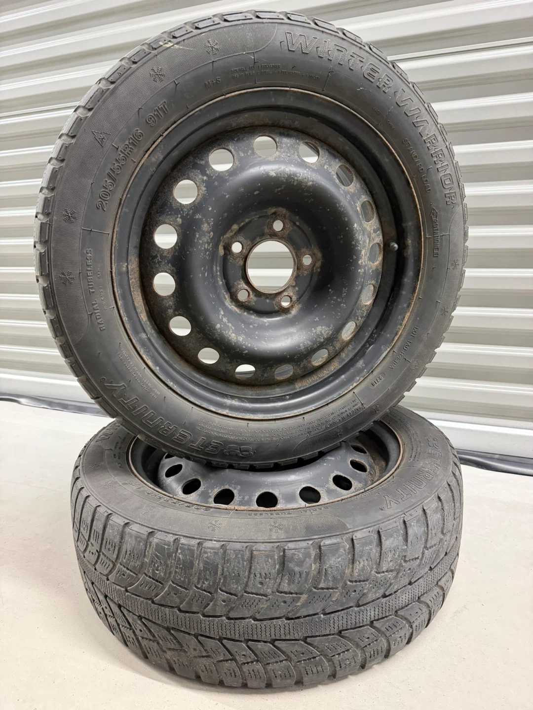 Winter Tires on steel rims 205/55 R16 (5x108) Ford