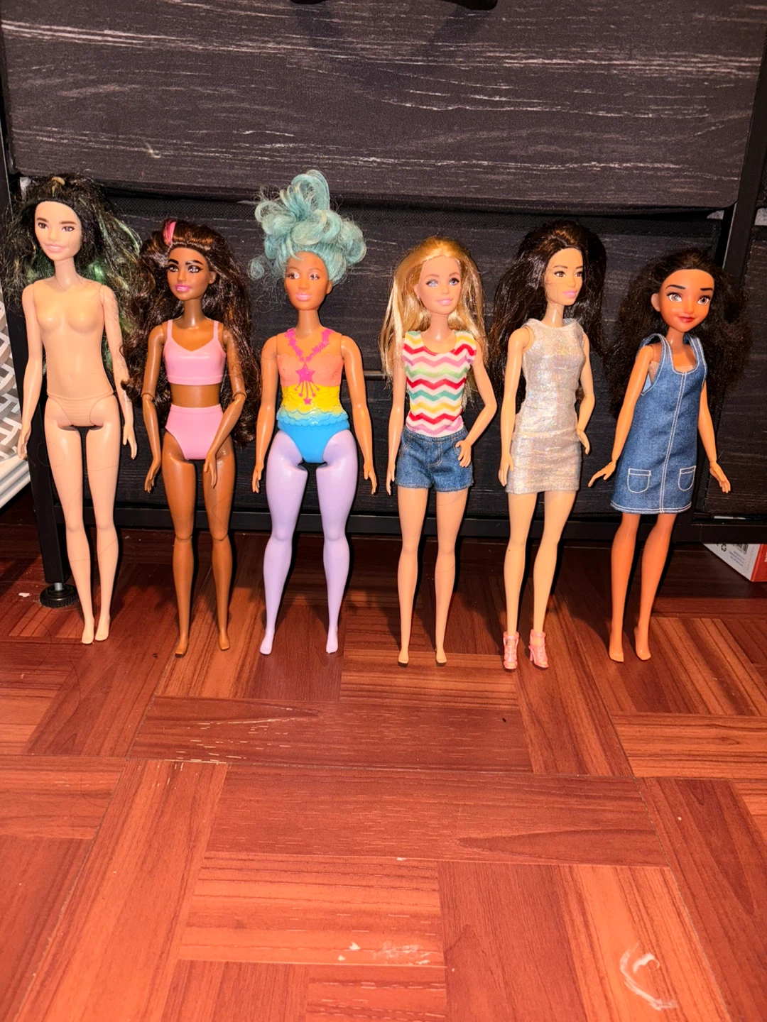 Barbies 6 in total