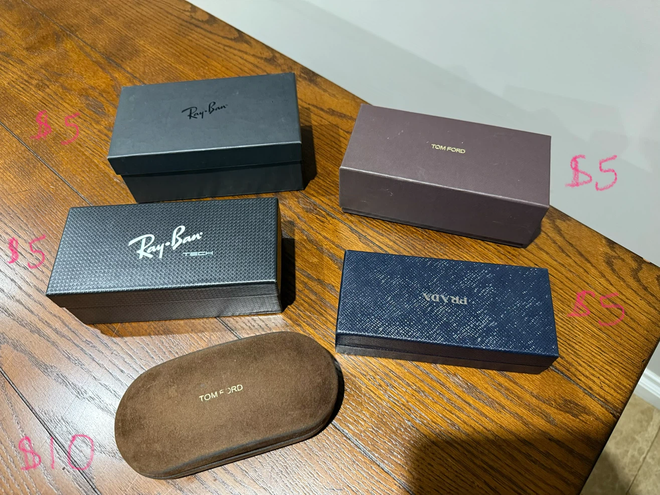 Sunglasses Cases & Boxes
