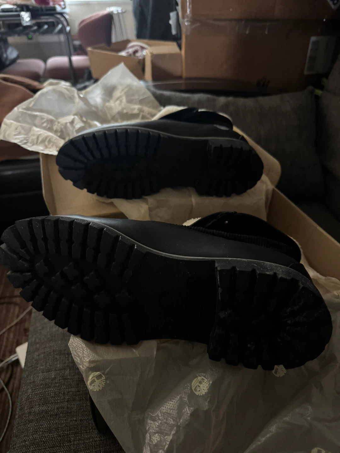 Timberland Black Lace-Up Boots with Sherpa Lining - photo 5
