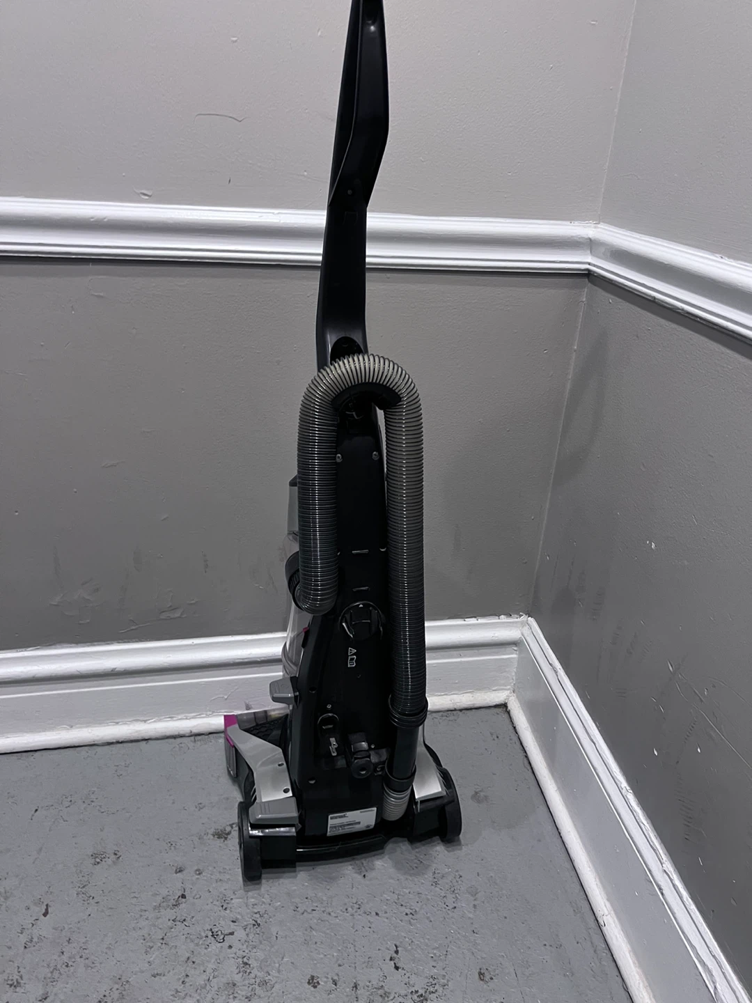 Bissell CleanView Rewind Upright Vacuum - photo 2