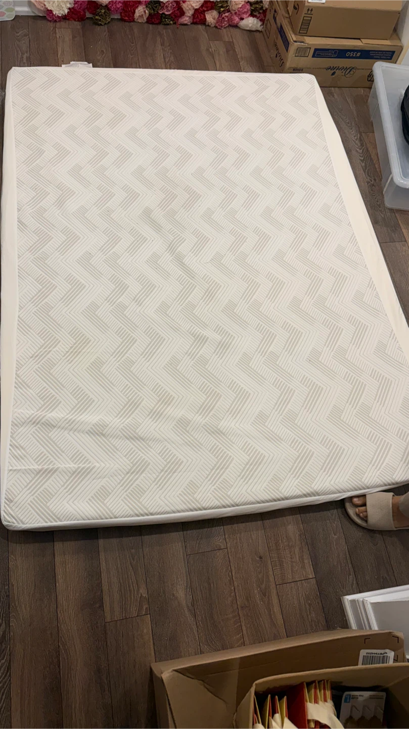 Double/full sized Foam Mattress Topper