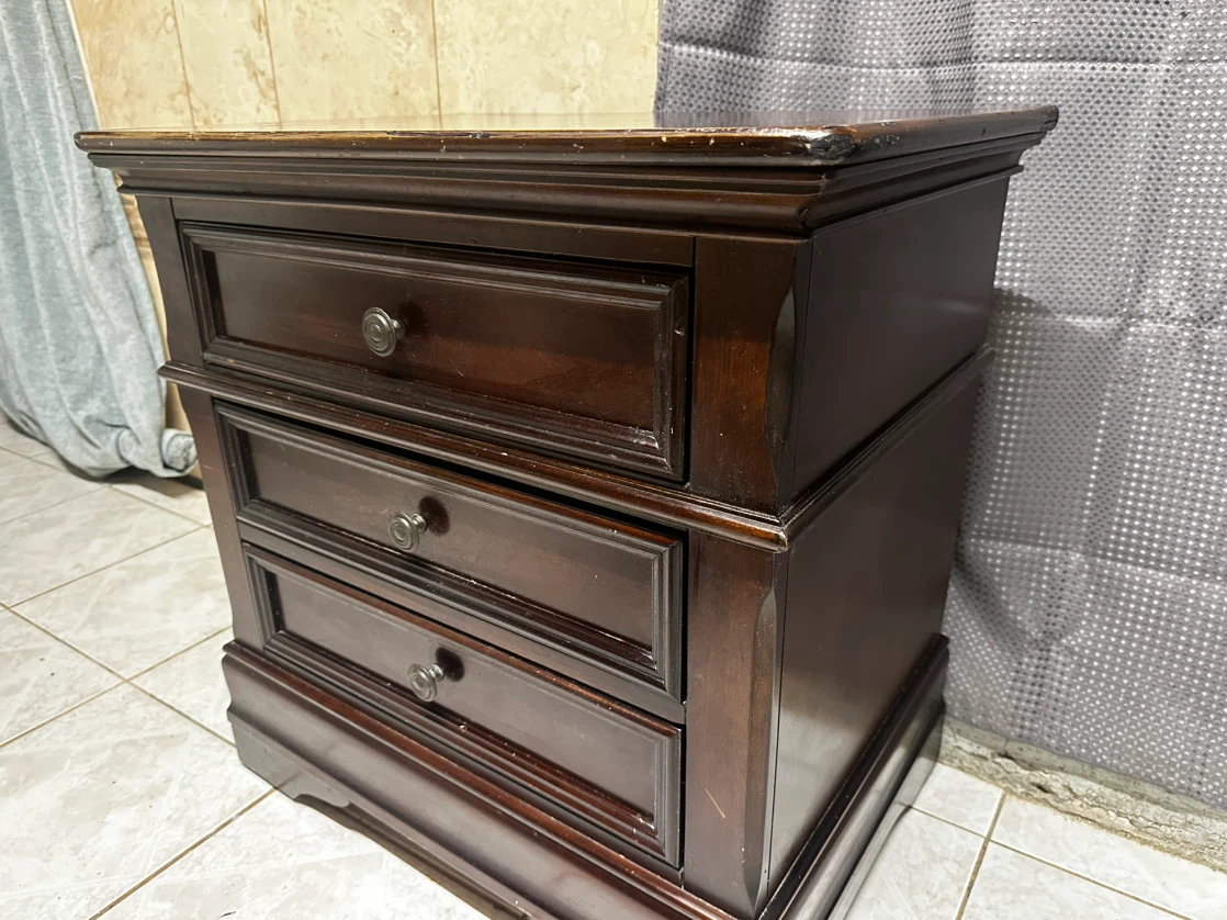 Dark Wood 3‑Drawer Nightstand / Side Table - photo 3