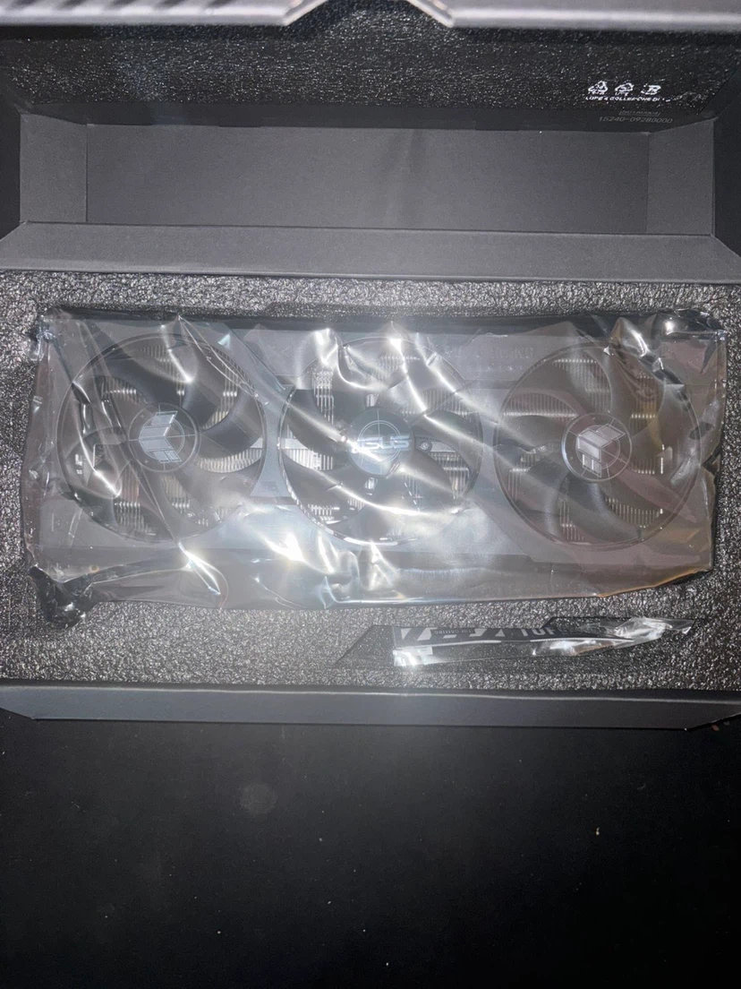 ASUS TUF Gaming GeForce RTX 4090 Graphics Card - photo 3