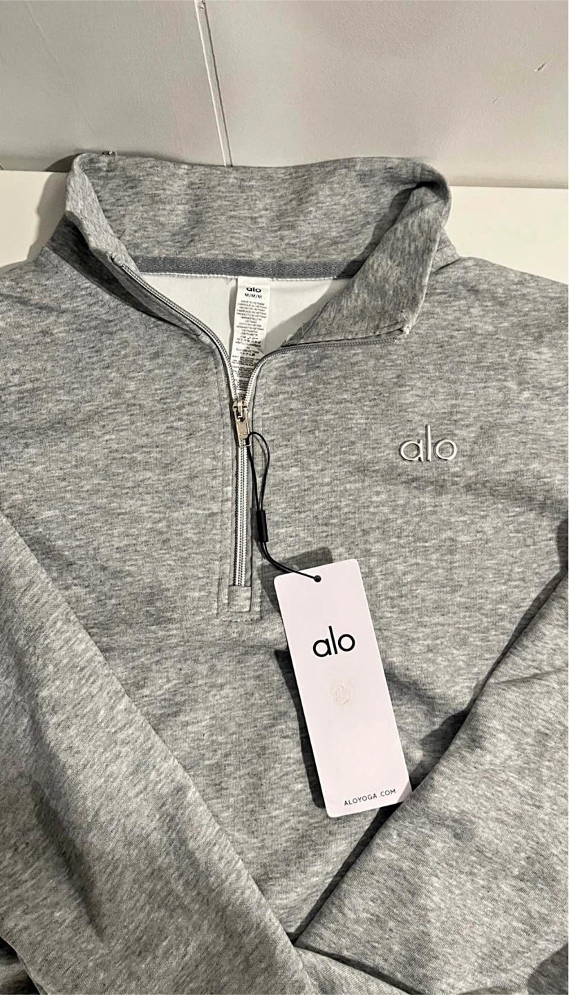 Alo Yoga Grey Sweatshirt & Sweatpants Set - Medium