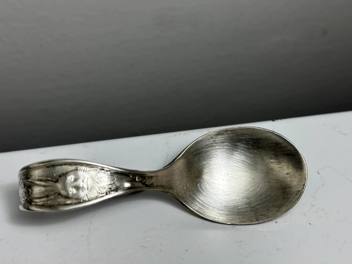 Vtg Wm Rogers Peter Rabbit Silverplate Baby Spoon Loop - photo 2