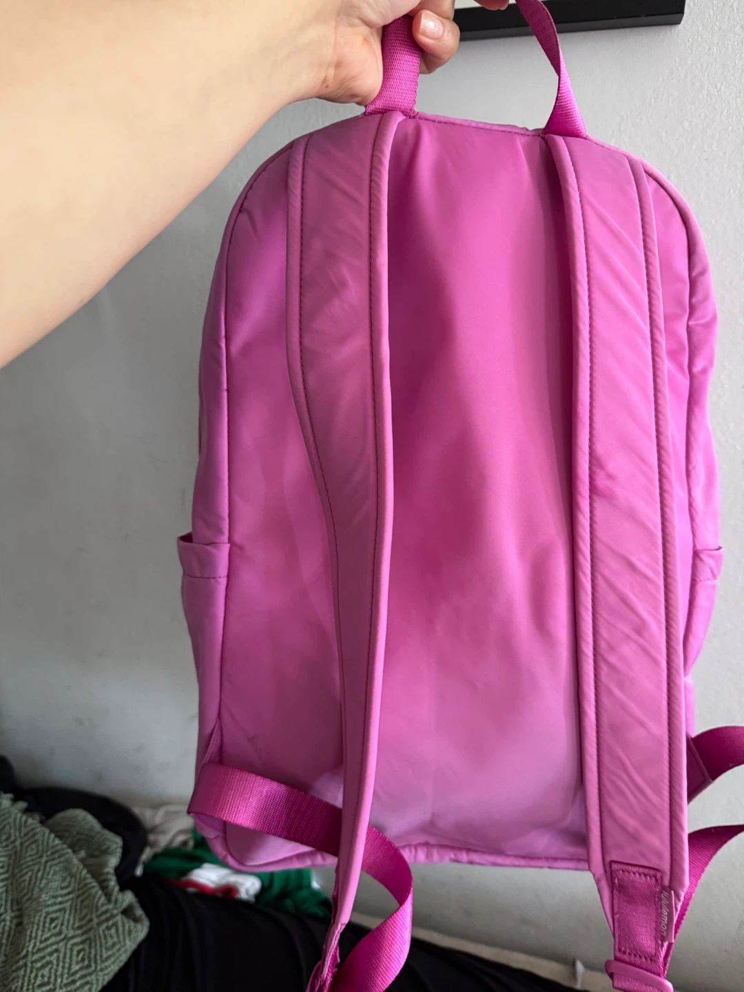 Lululemon pink backpack - photo 2