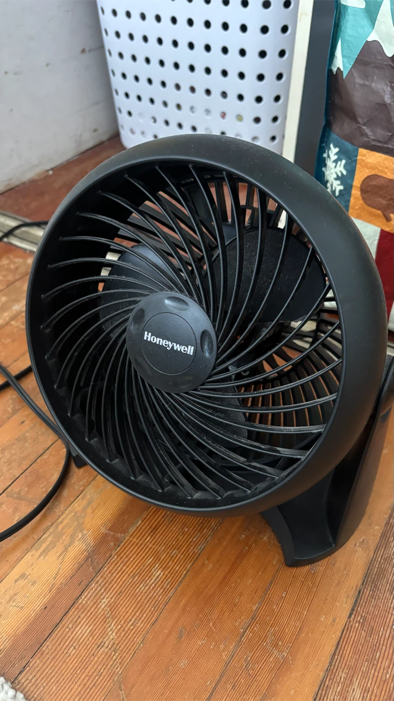 Small fan