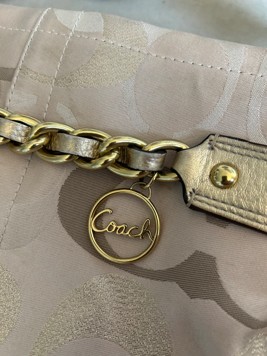 Coach Signature Gold and Beige Handbag - photo 4