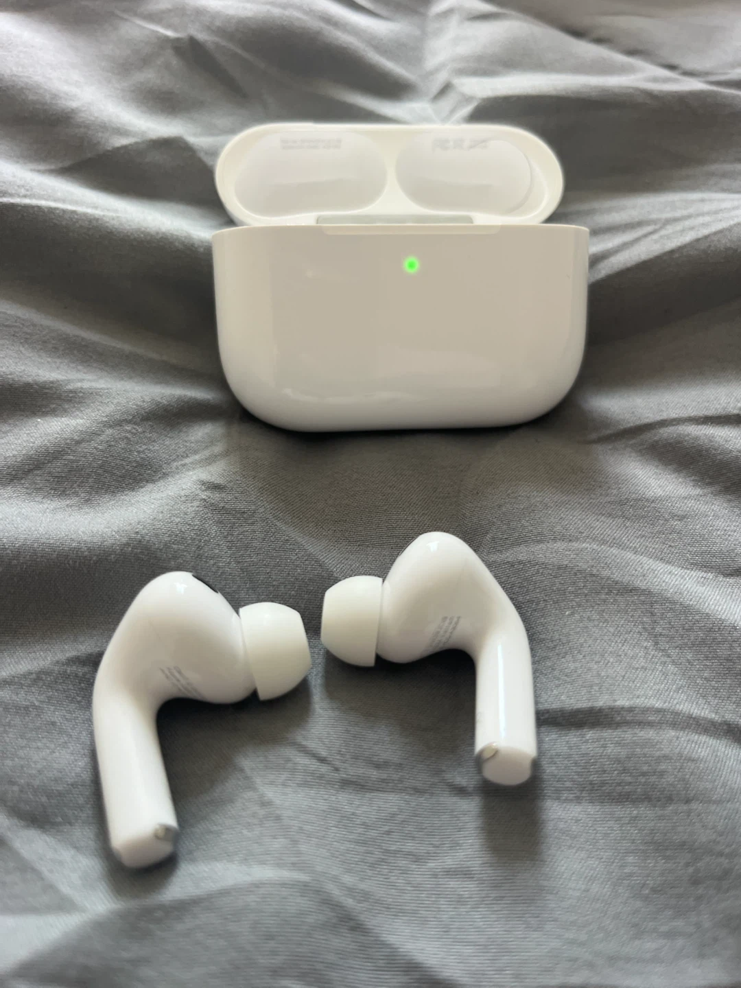 Apple AirPods Pro (3rd Generation) with Case - photo 2