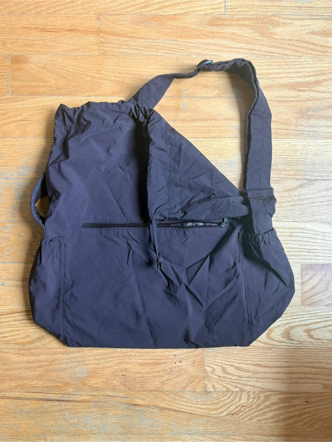 Uniqlo Burgundy Crossbody Bag - photo 2
