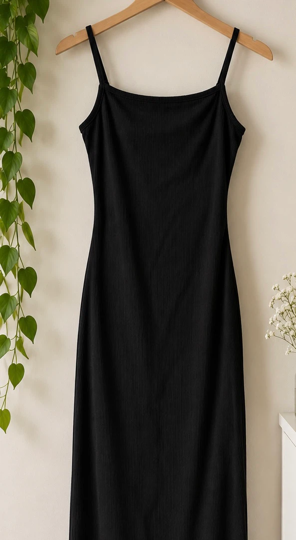 Velvet Torch Black Ribbed Maxi Dress – Size M