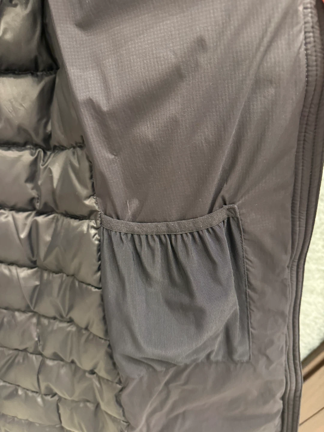 Canada Goose Women’s Jacket - Size large - photo 5