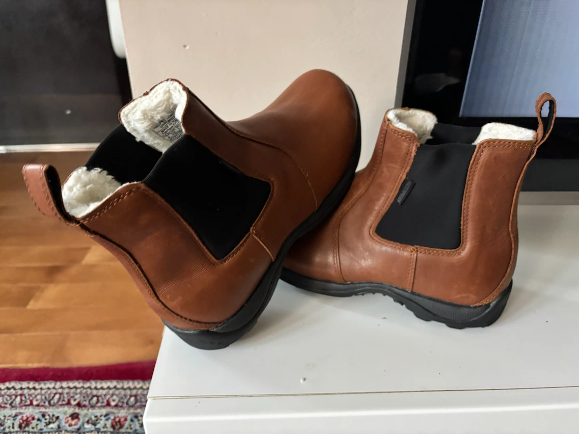 Baffin Telluride Women's Waterproof Boots Size 9