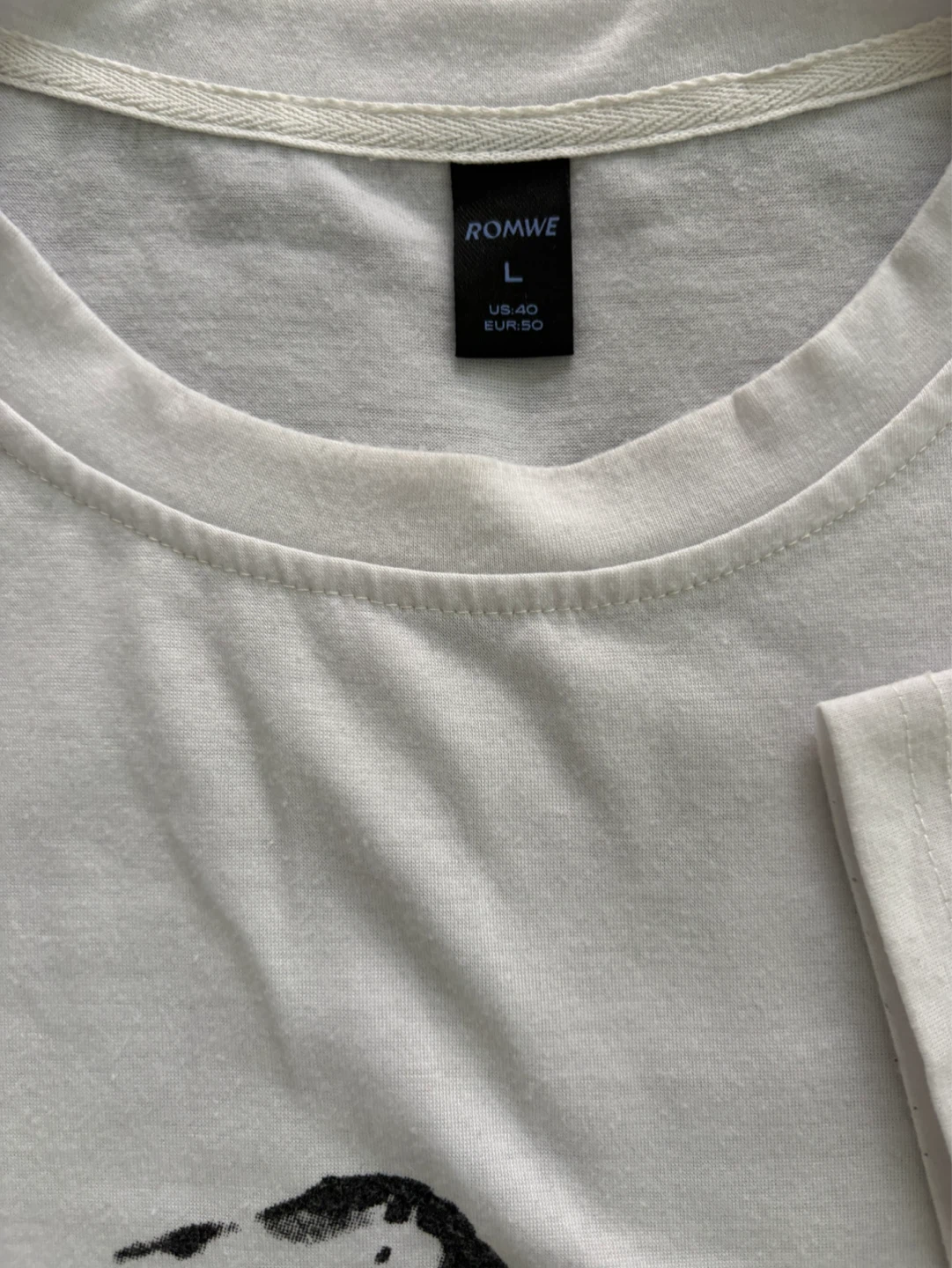 ROMWE White Graphic T-Shirt - photo 3