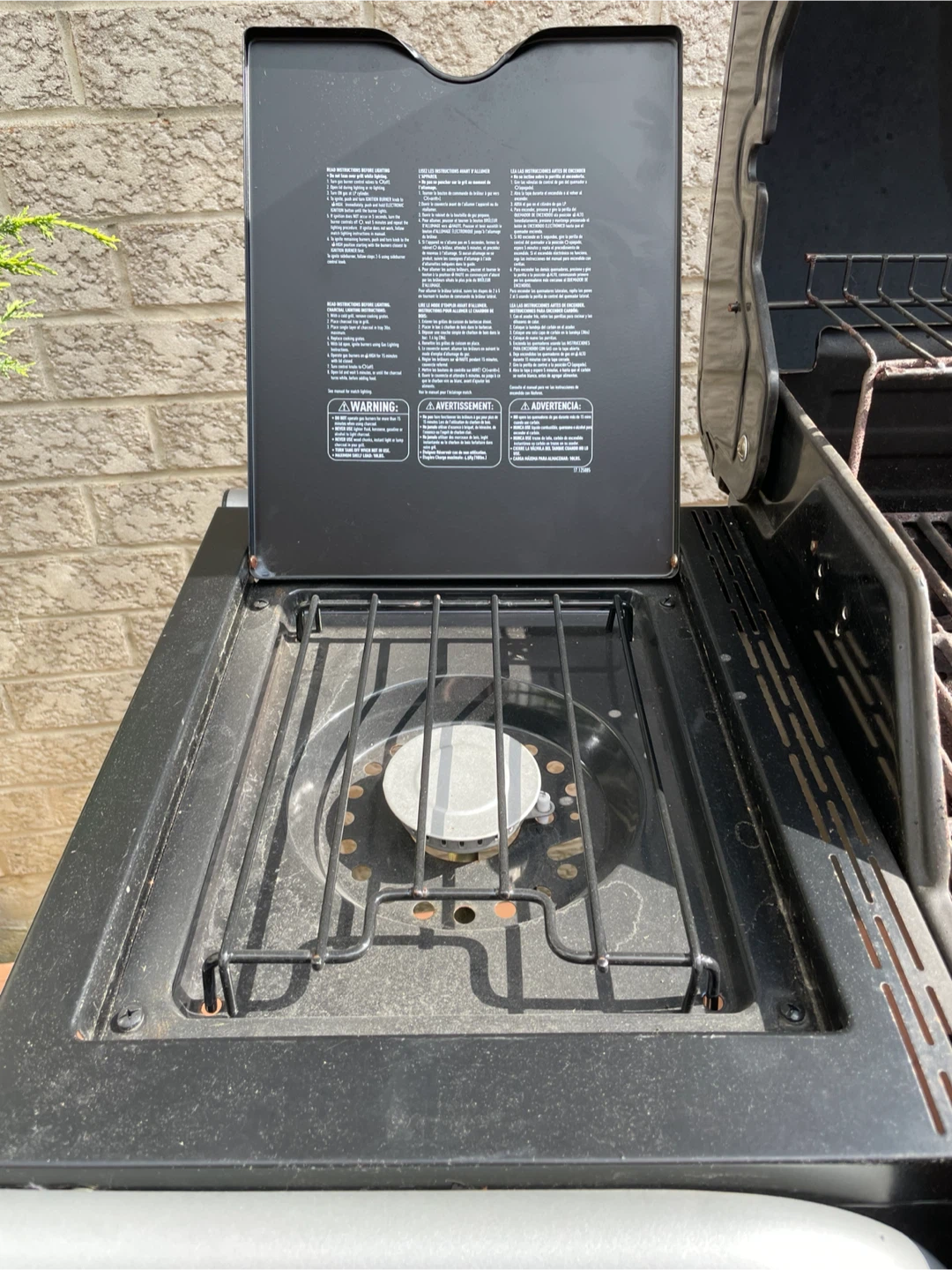Char-Broil Gas Grill - photo 3
