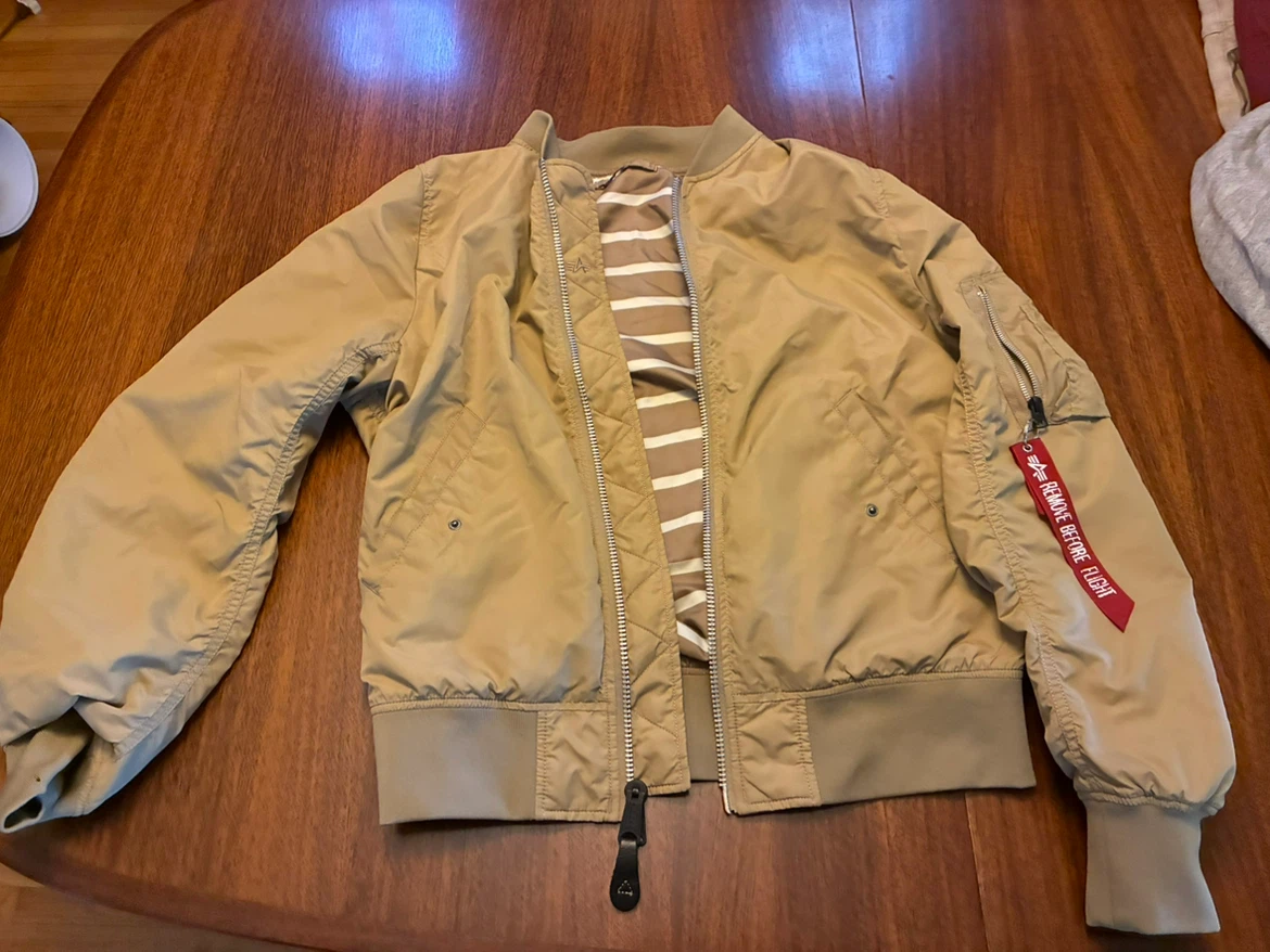Rare Reversible Alpha Industries L-2B Bomber Jacket – Men’s Med