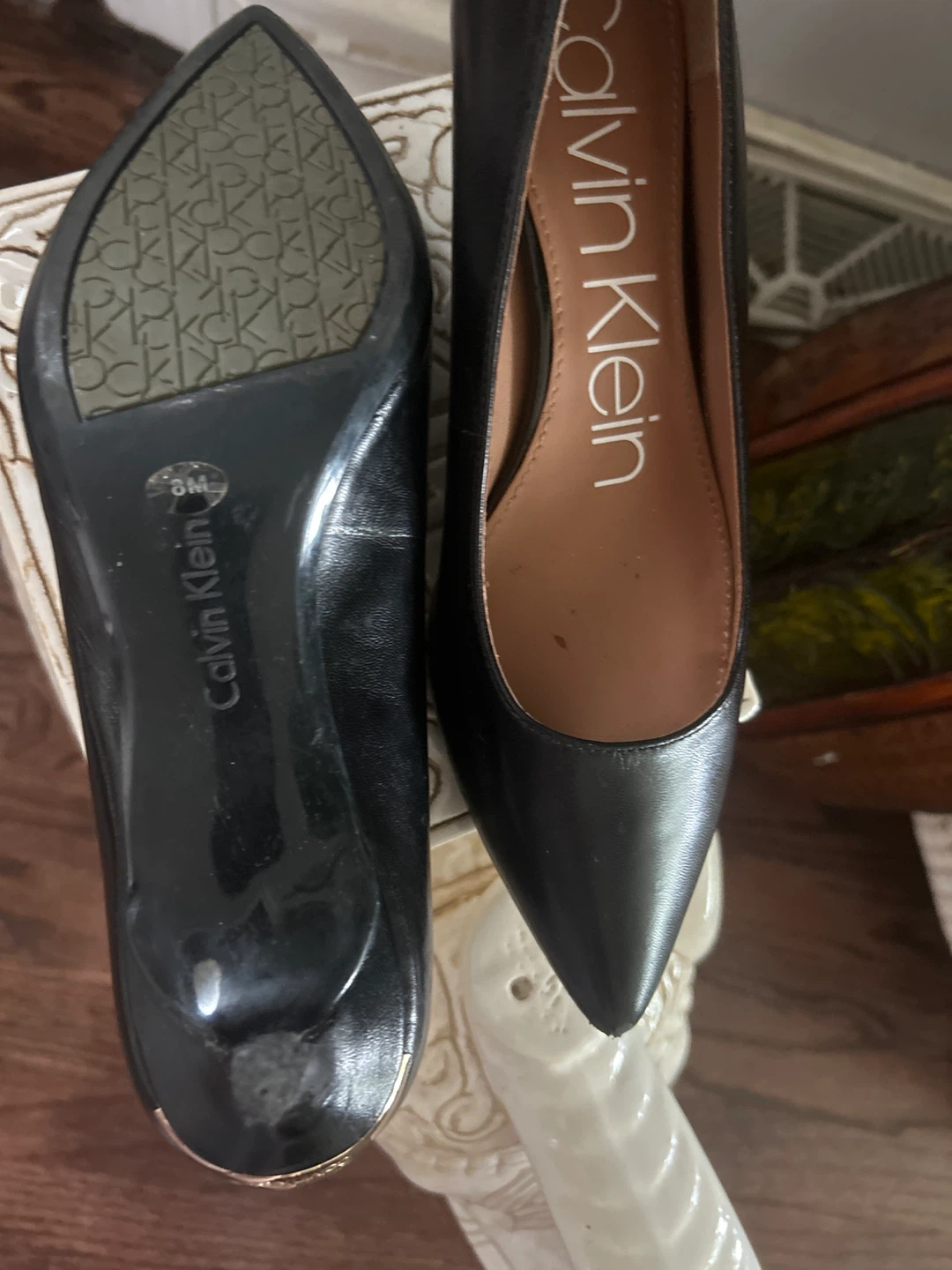 Calvin Klein Black Leather Heels - photo 3