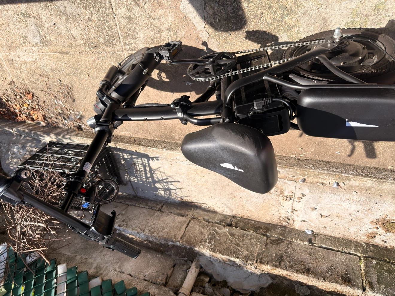 Compact Folding Electric Bicycle - photo 3