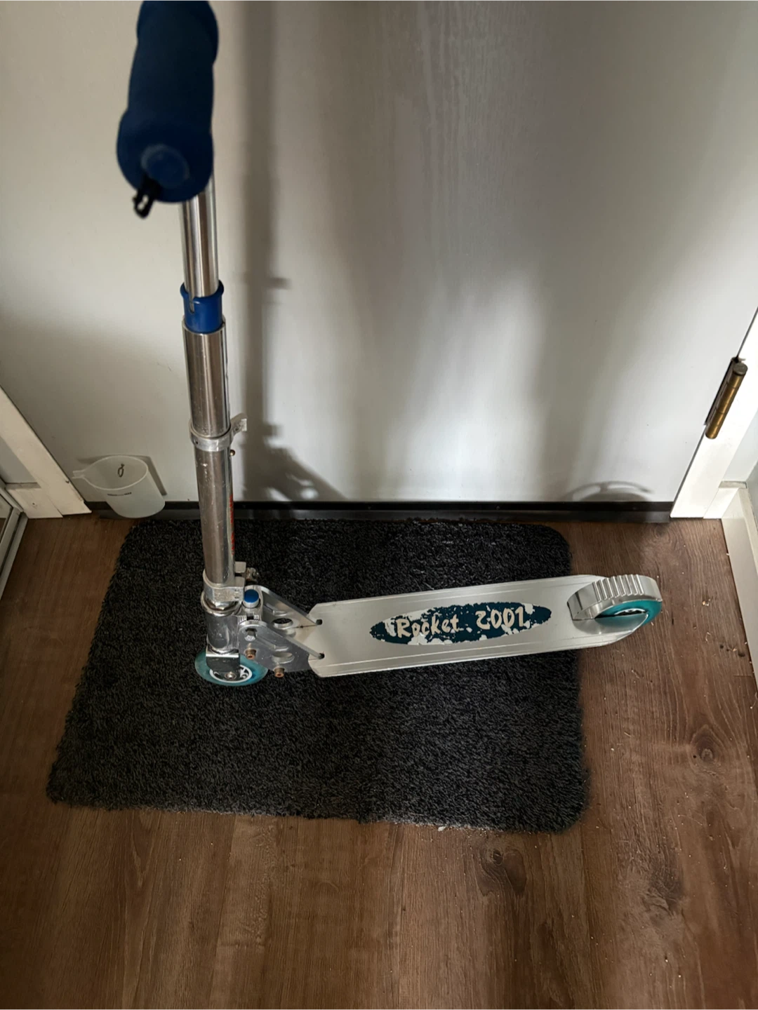 Rocket 2001 folding scooter - photo 2