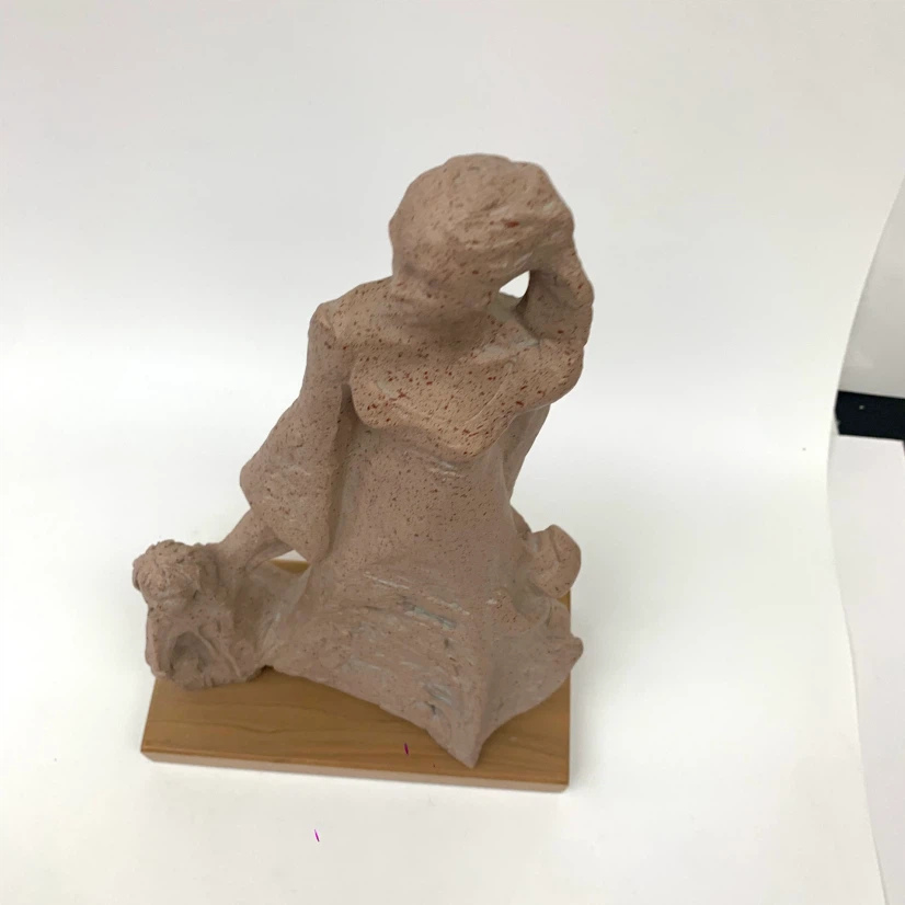 Sculpture of a mother and child - photo 5