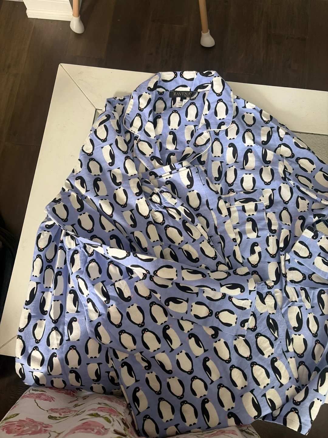 Lavena Penguin Print Pyjama Set