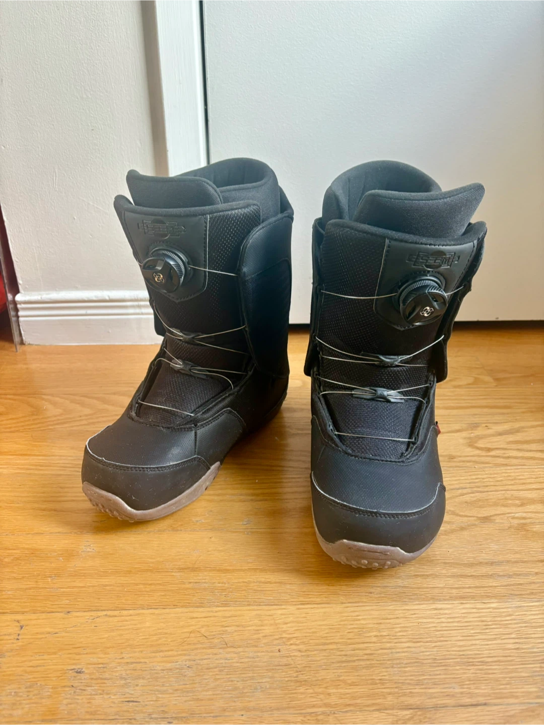 K2 Snowboarding Boots Size 8 US M