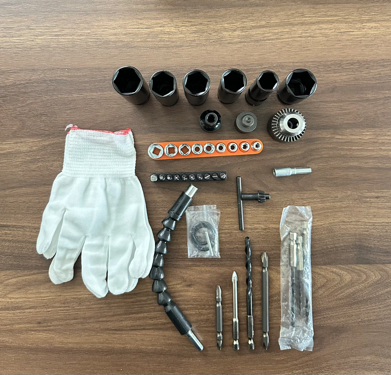 Onevan Cordless Impact Wrench Set - photo 5