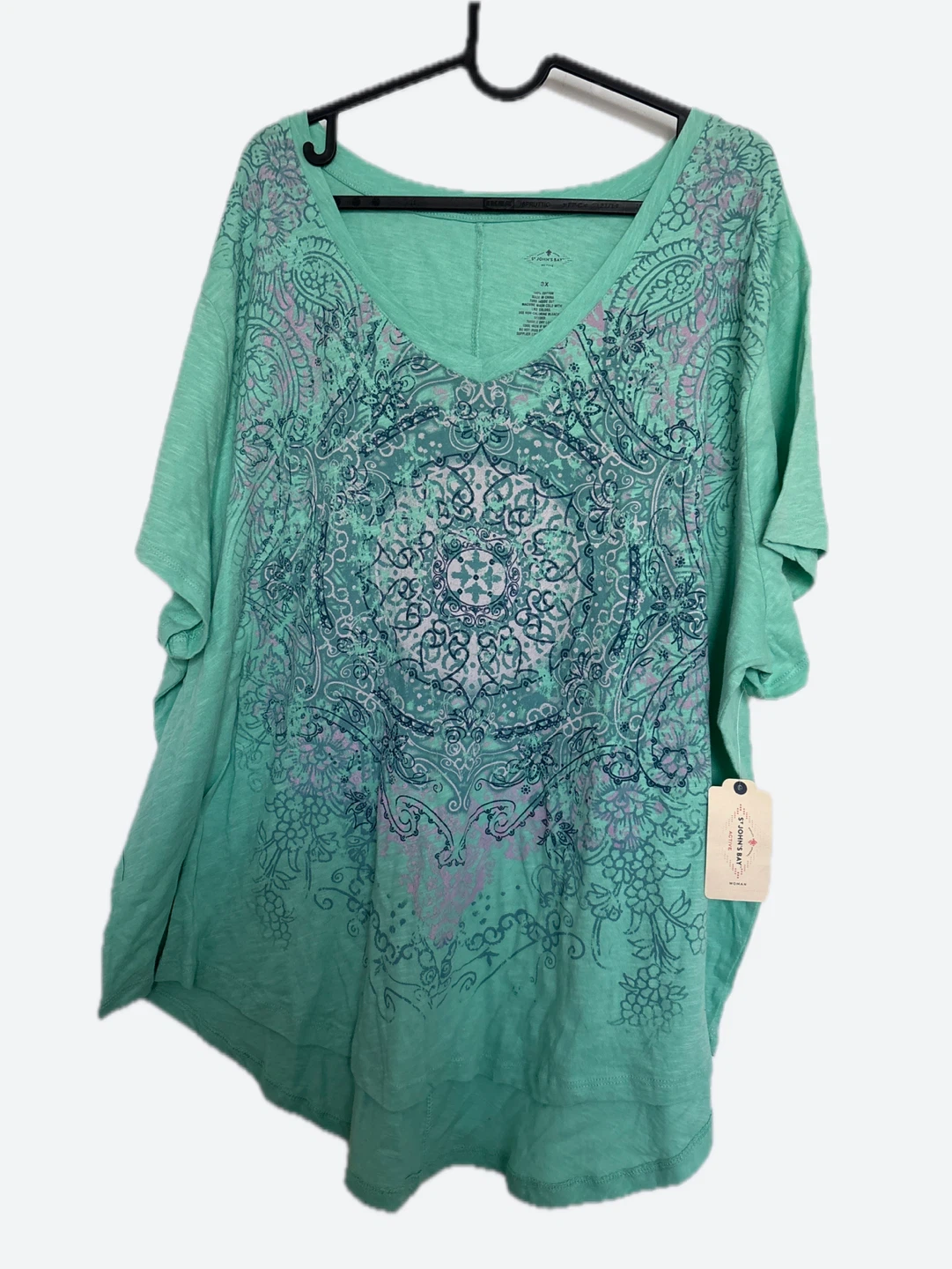 St. John's Bay Active Patterned V-Neck Tee