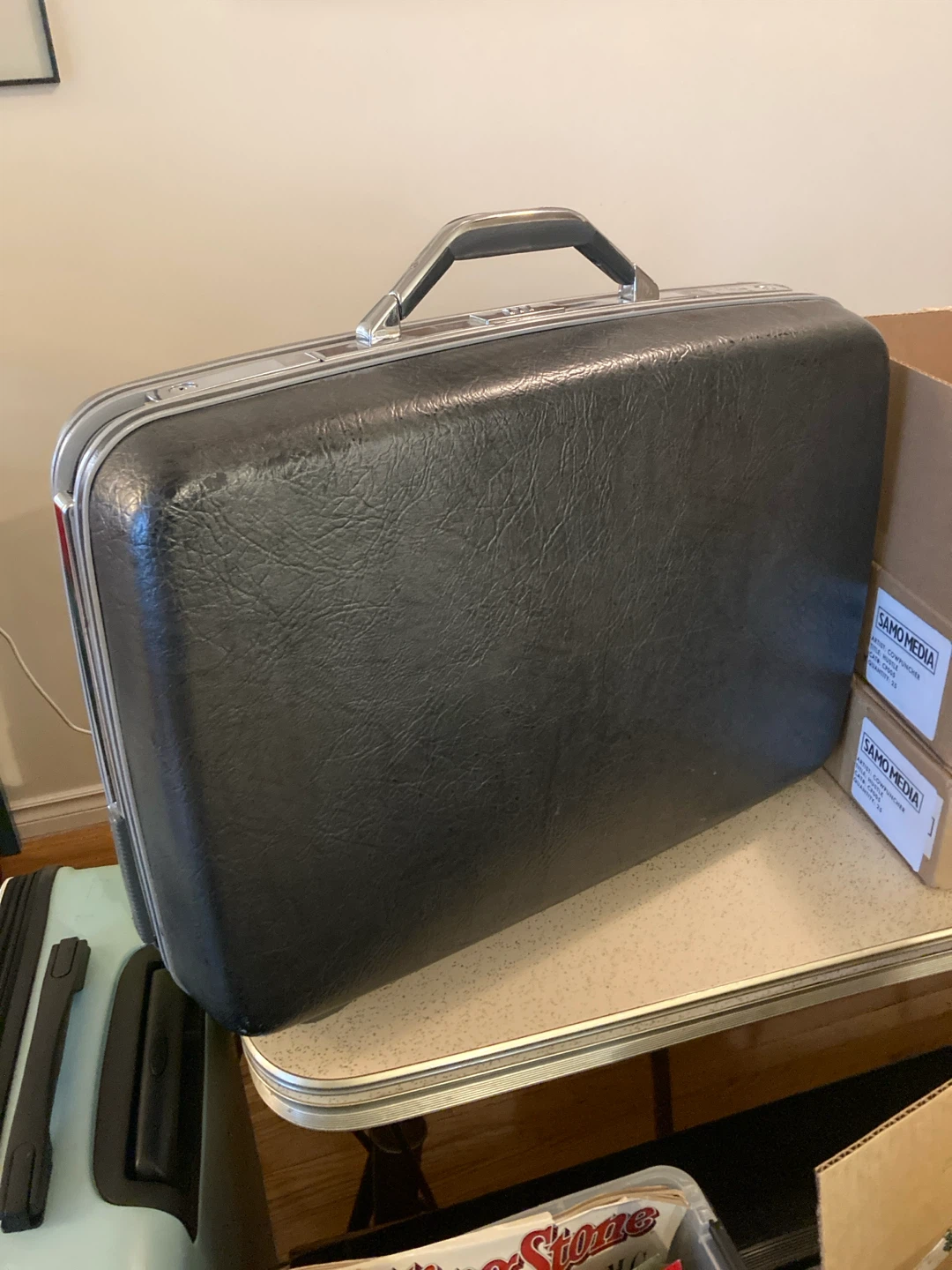 Samsonite Vintage Hardcase Luggage with Wheels - photo 2