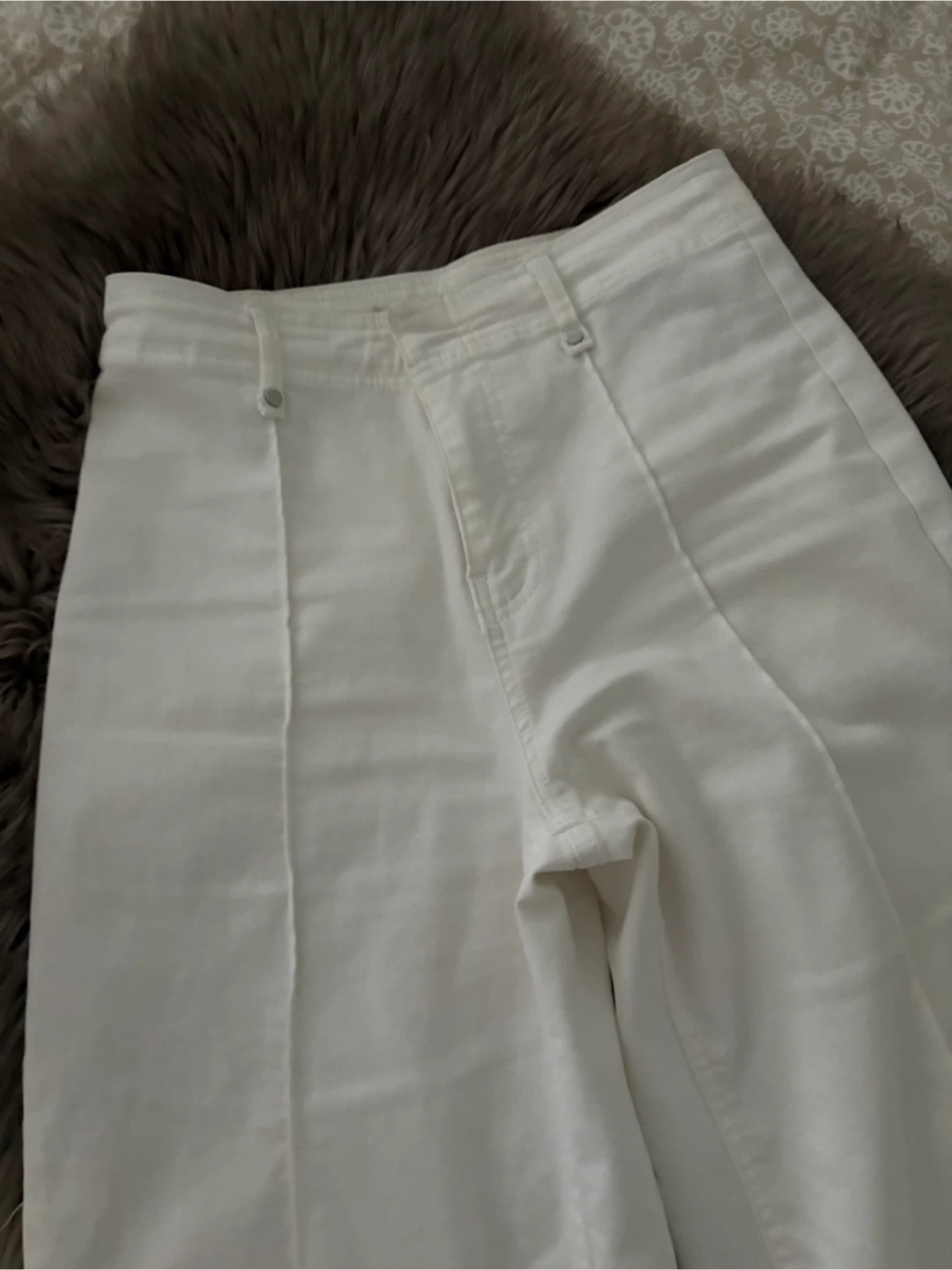 OAT New York Off White Jeans Size 5/6