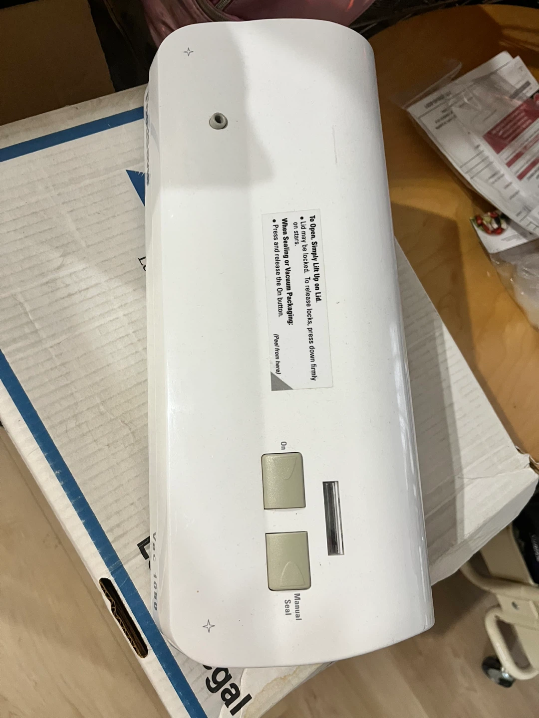 FoodSaver Vacuum Sealer - photo 2