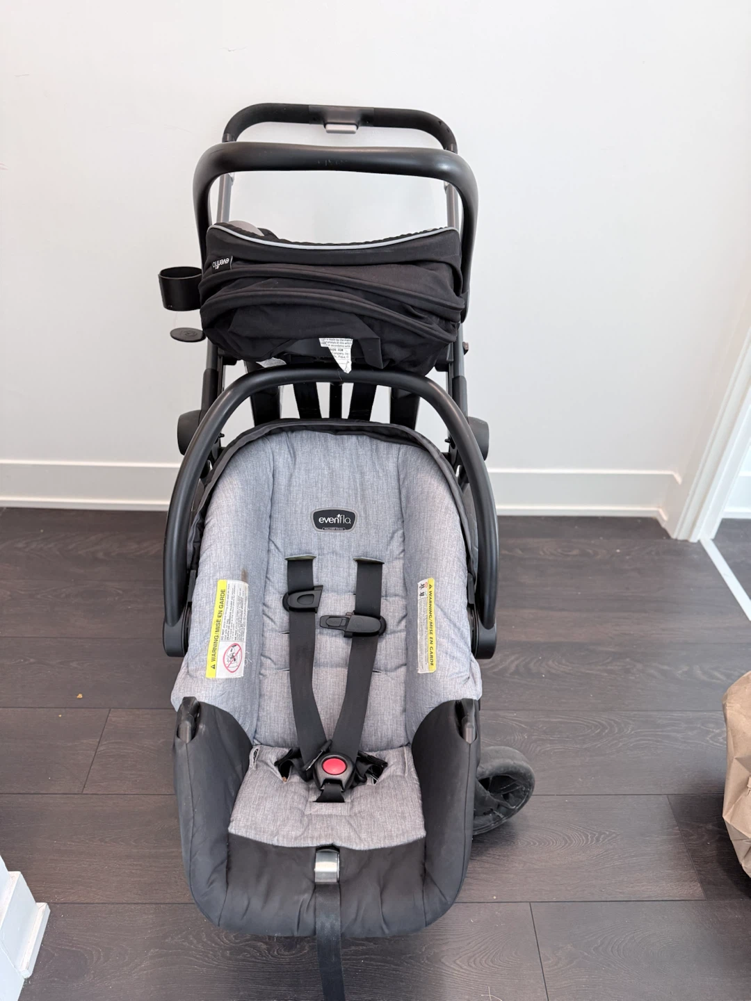 Evenflo Xpand Stroller with Two Infant Car Seats - photo 3