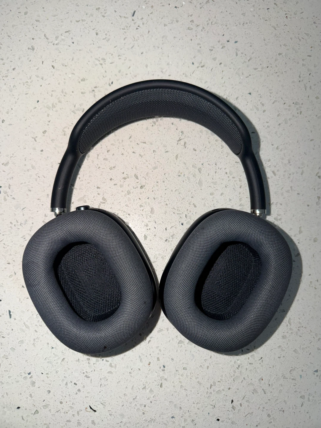 1st Gen AirPods Max in Midnight Blue with Smart Case - photo 2