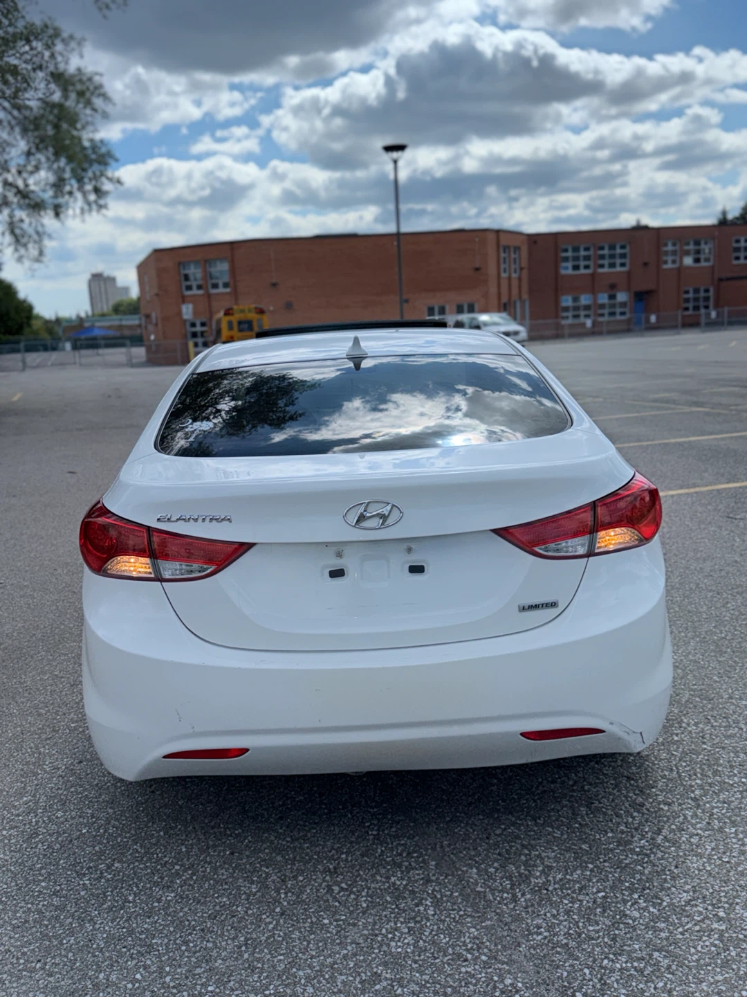 2012 Hyundai Elantra limited 187,106 km - photo 5