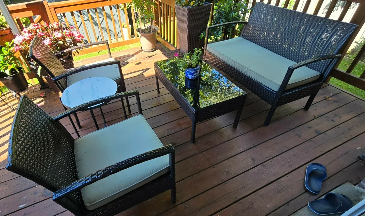 Wicker Outdoor Furniture Set with Glass Top Coffee Table