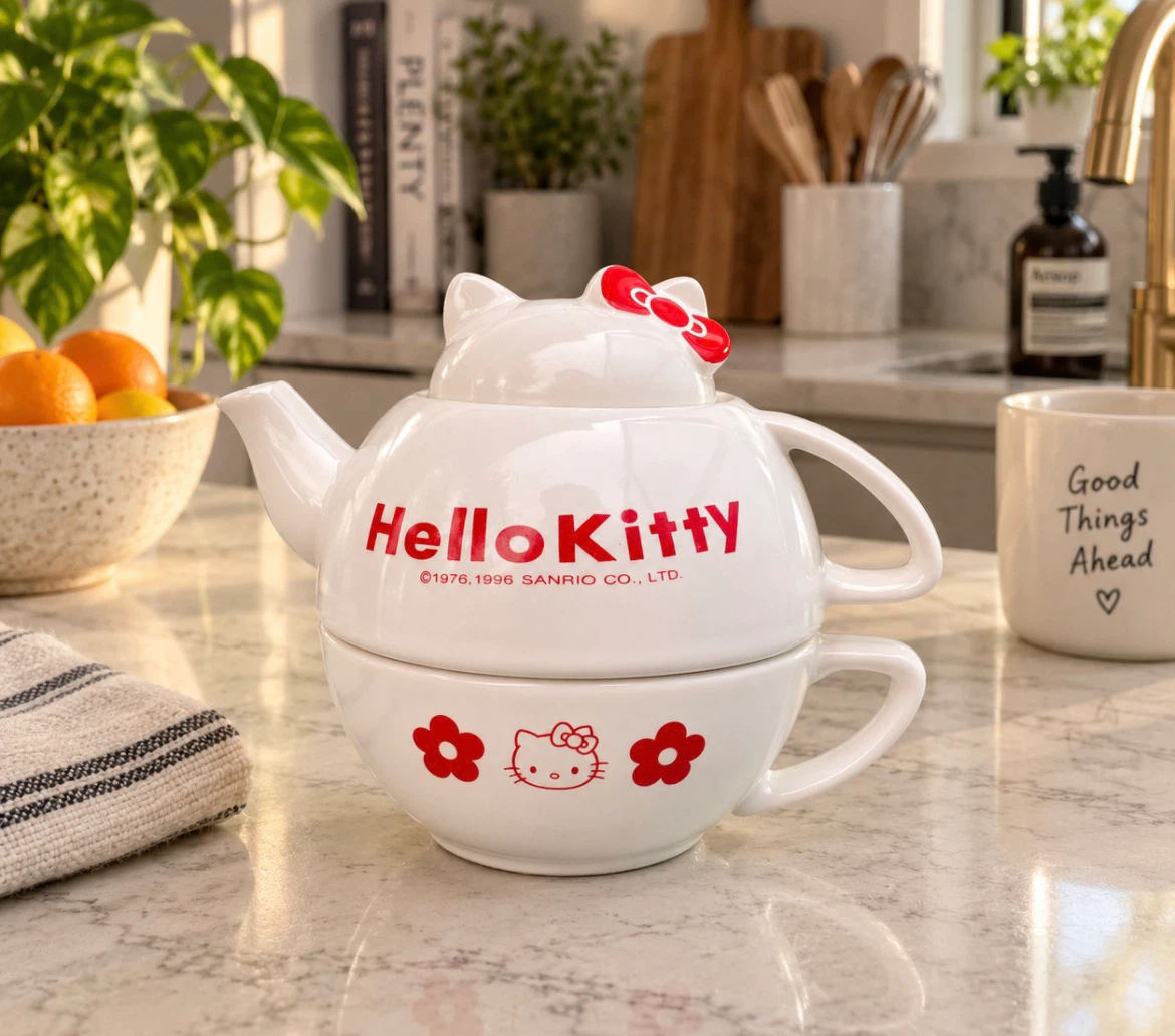 Vtg 1996 Hello Kitty ceramic tea for one set