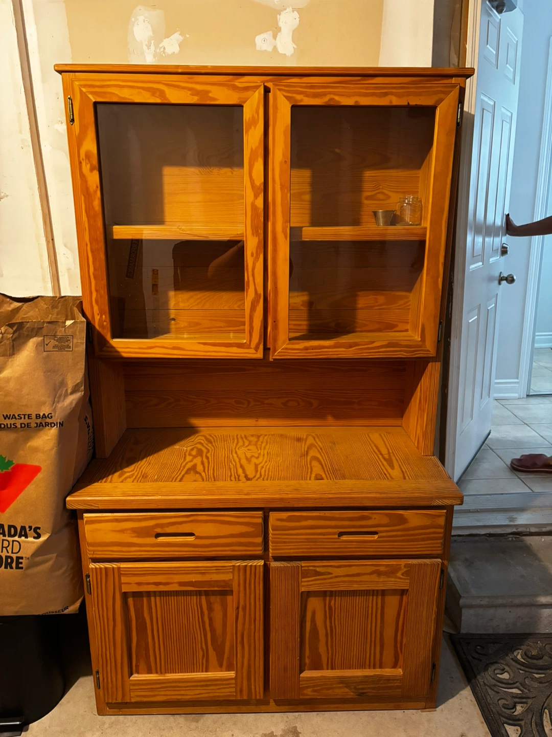 Solid Wood Hutch