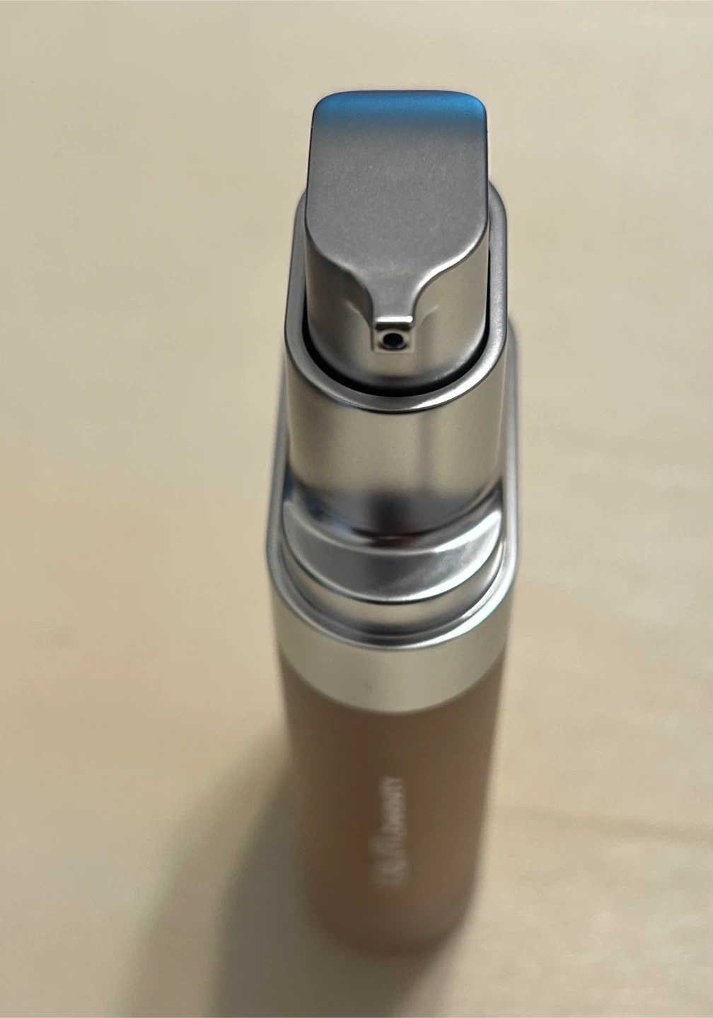 r.e.m. beauty Sweetener Foundation - Light 8 NW - photo 3