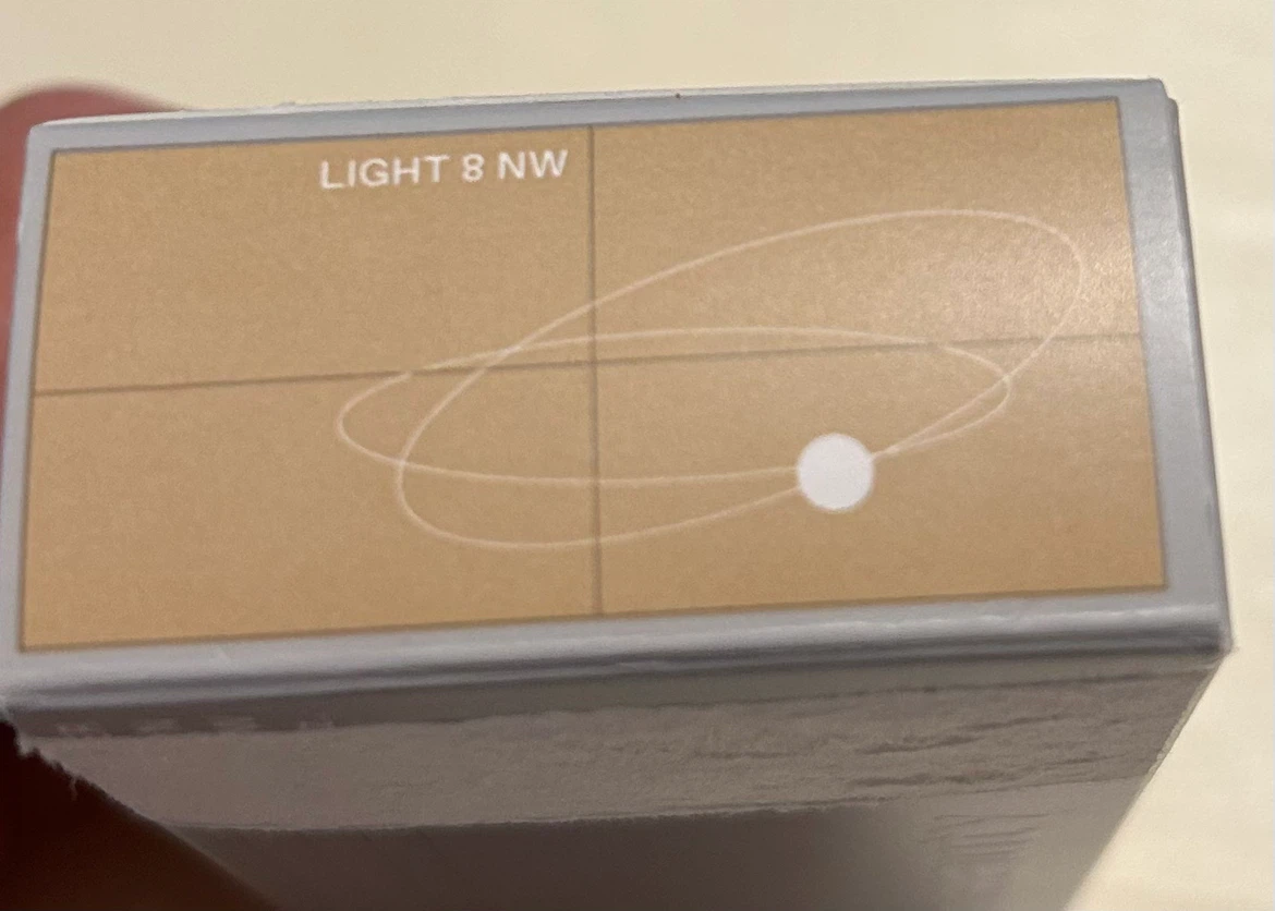 r.e.m. beauty Sweetener Foundation - Light 8 NW - photo 4