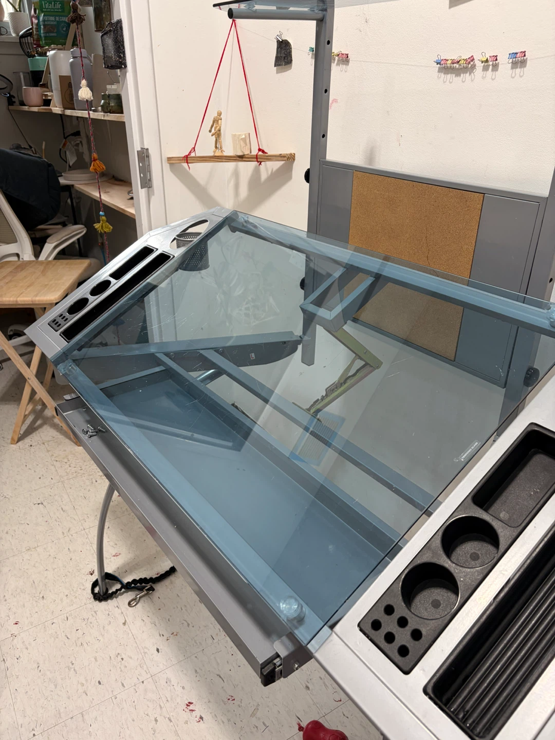 Drafting Table - photo 3