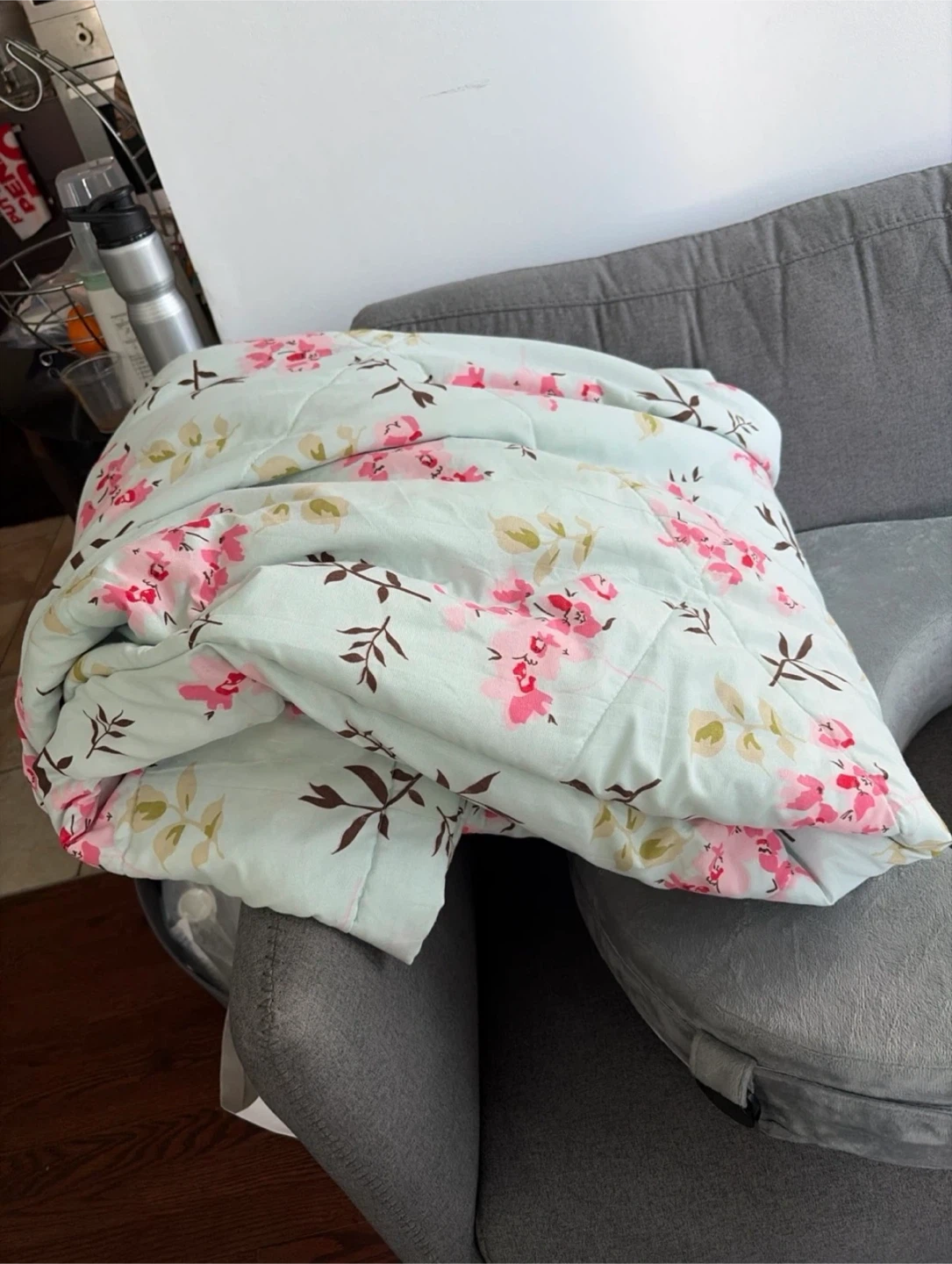 Lightweight Floral Quilt