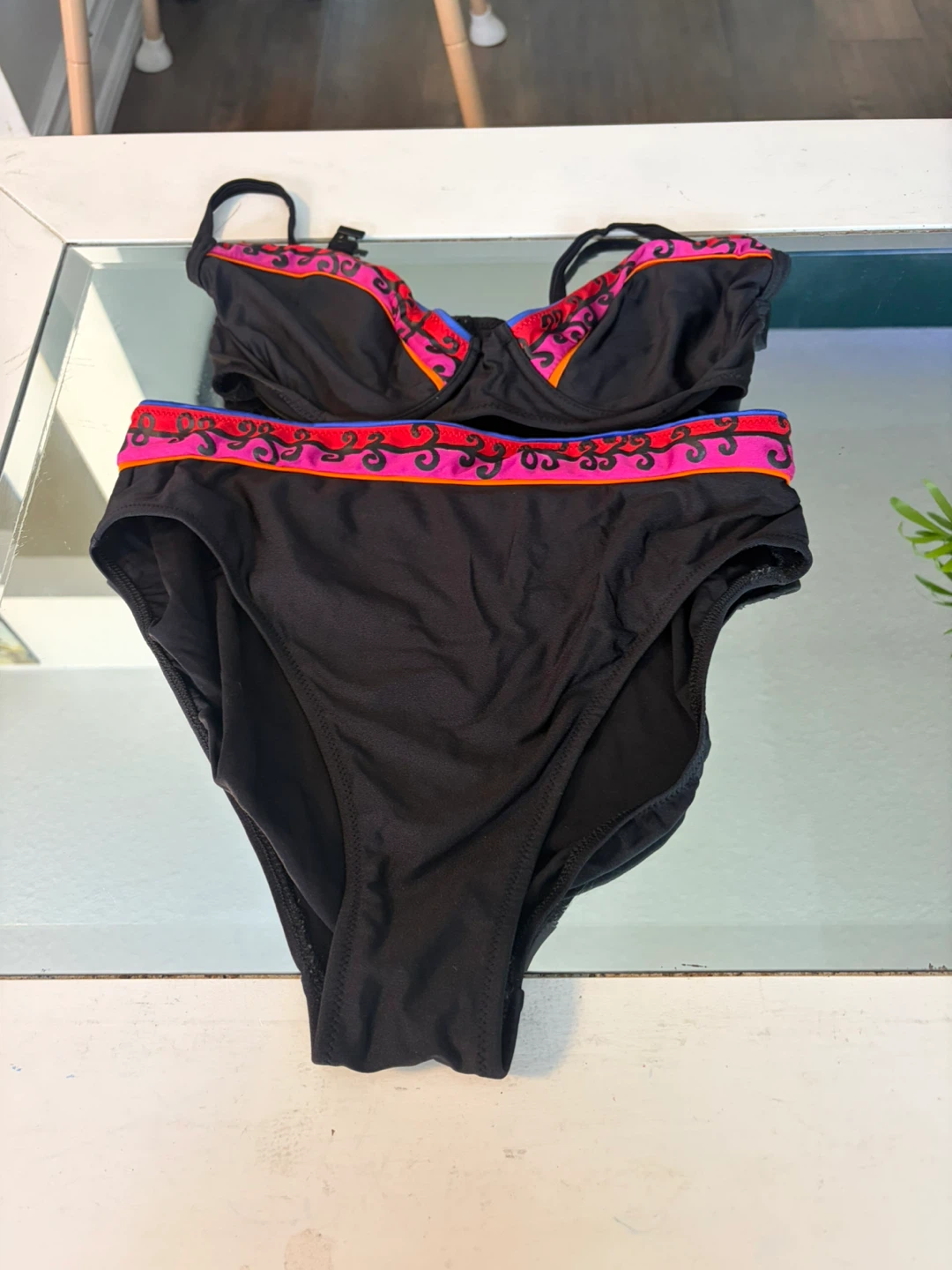 Black patterned bikini set