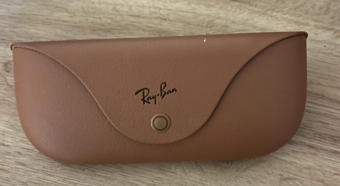 Ray-Ban Meta Smart Glasses