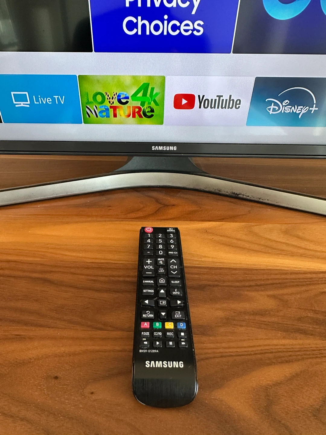 Samsung Smart TV with Remote - photo 5