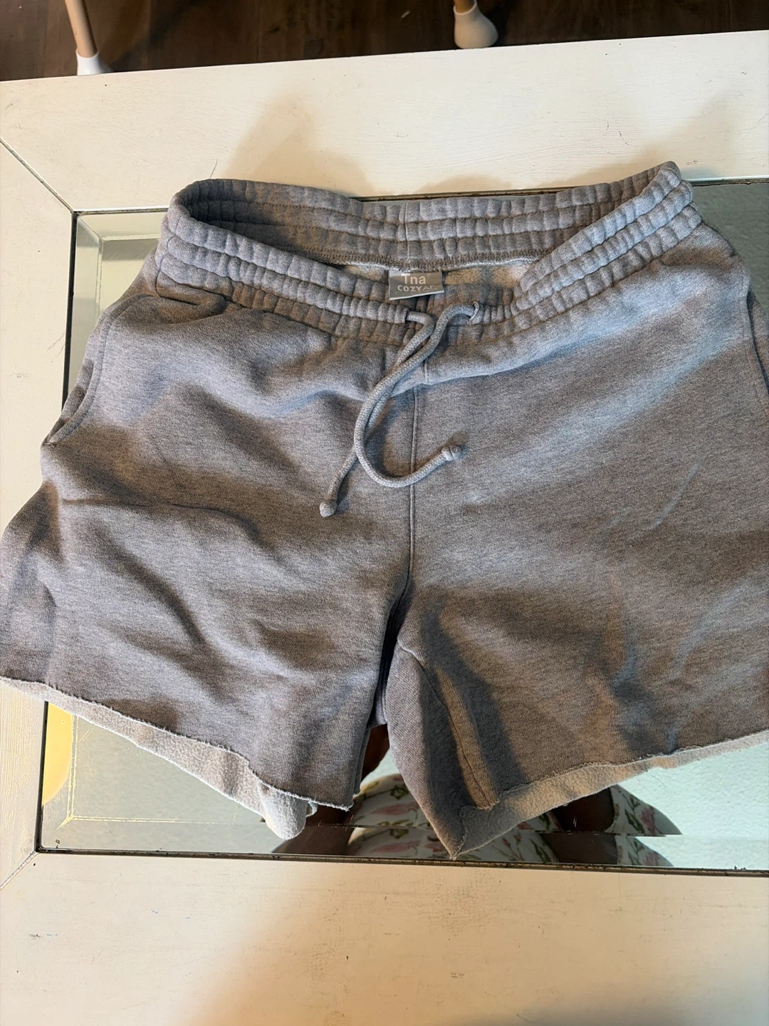 Tna Grey Sweat Shorts