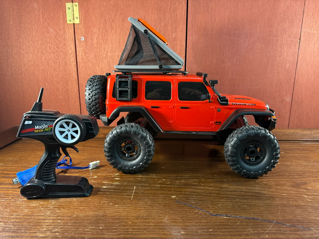 Maisto Tech RC Jeep Wrangler Rubicon Red – 19in. Xtreme Off-Road - photo 3