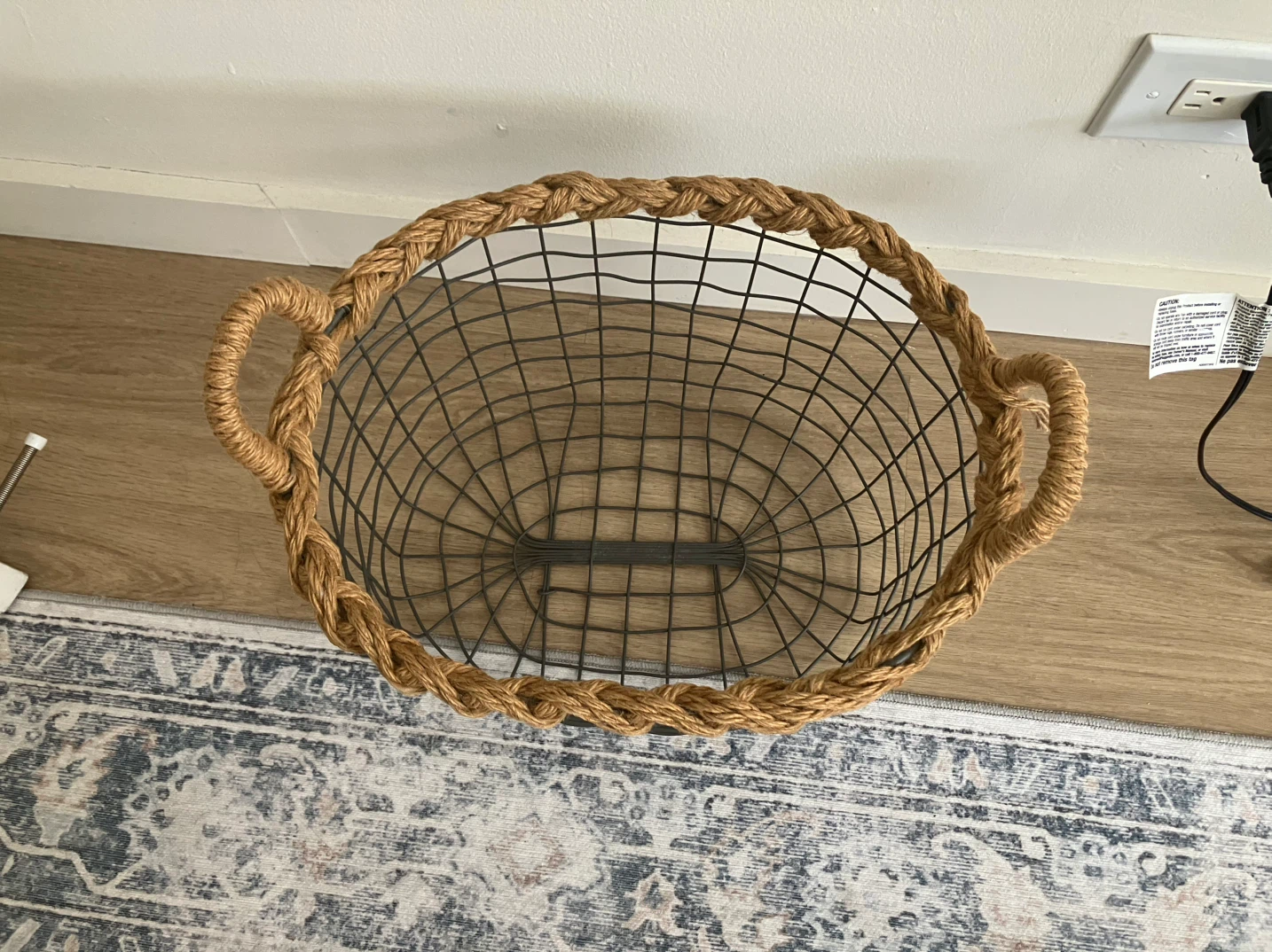 Wire decorative basket - photo 2