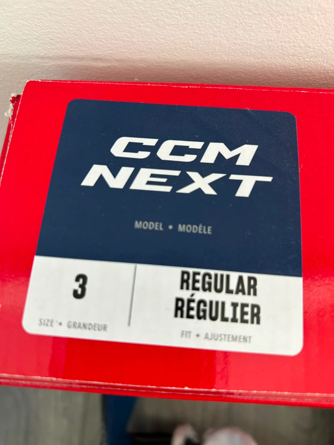 CCM NEXT Junior Hockey Skates – Size 3 Regular - photo 2