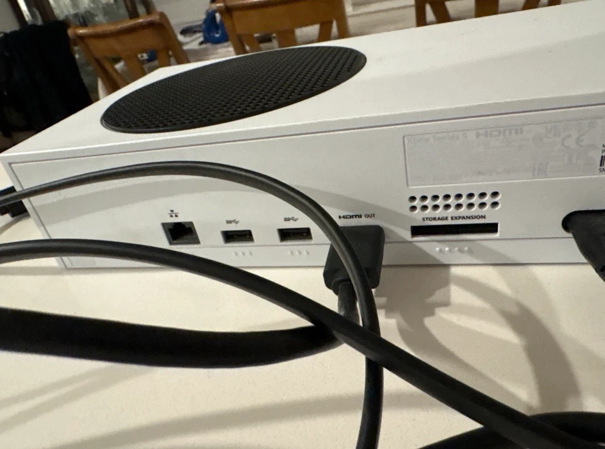 X box series S - photo 3